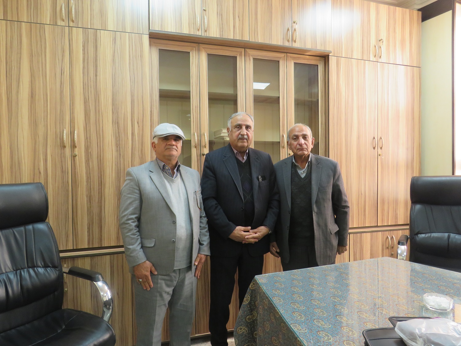 دیدار صمیمی با 12 نفر از بازنشستگان و مستمری بگیر شهرستان یزد