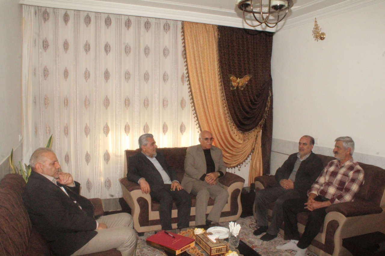 دیدار رئیس کانون بازنشستگان انتظامی استان اصفهان با ۲ نفر از اعضای وابسته شهرستان لنجان (زرین شهر)