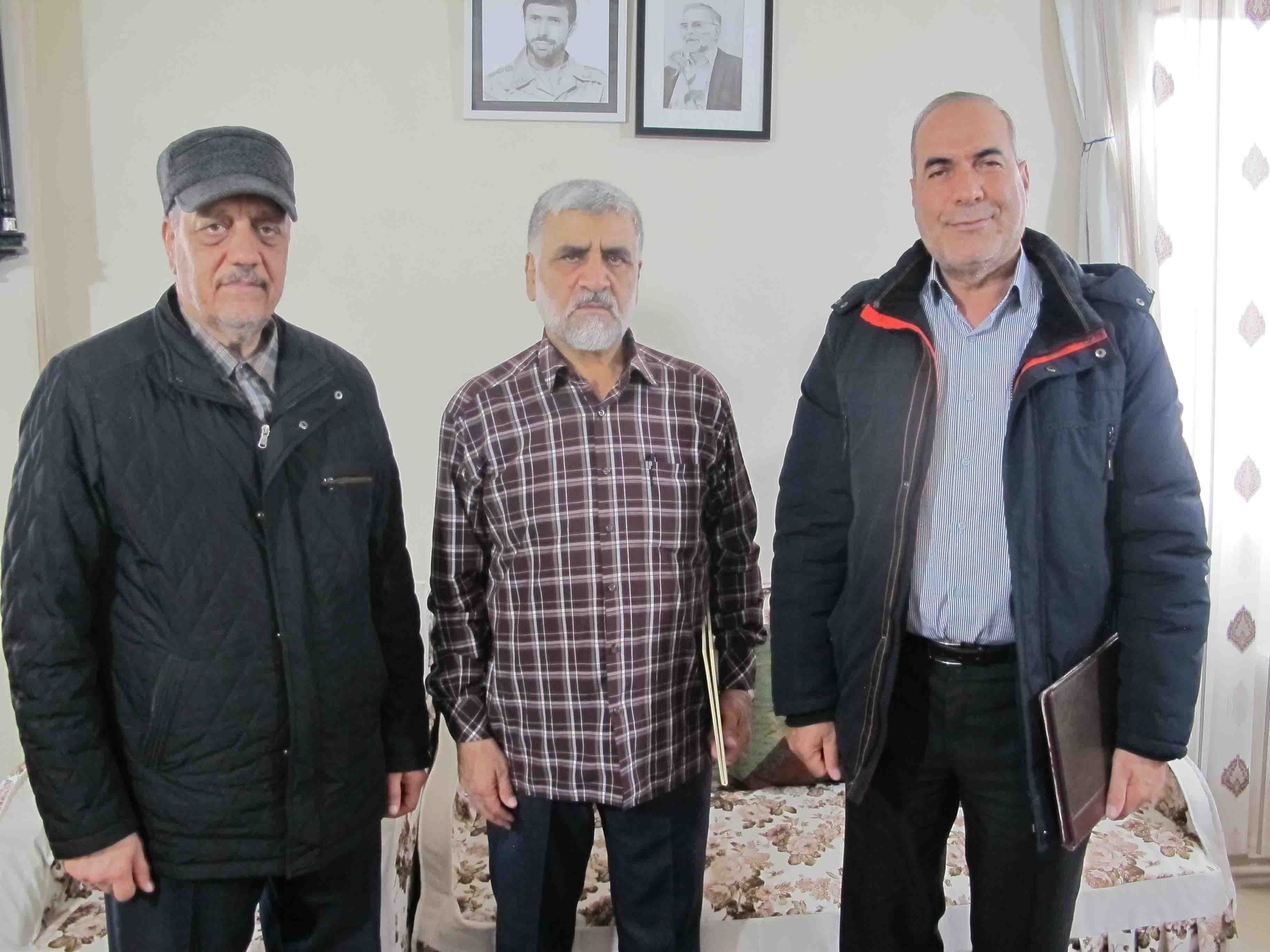 دیدار رئیس کانون بازنشستگان استان مرکزی با ۶ نفر از پیشکسوتان شهرستان اراک دیدار رئیس کانون بازنشستگان استان مرکزی با ۶ نفر از پیشکسوتان شهرستان اراک