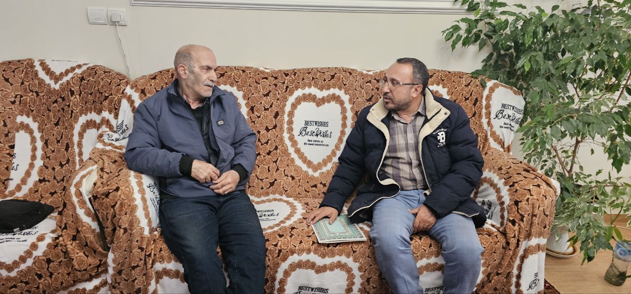 دیدار با ۹ نفر از بازنشستگان و مستمری بگیران در منزل در شهرستان تبریز دیدار با ۹ نفر از بازنشستگان و مستمری بگیران در منزل در شهرستان تبریز