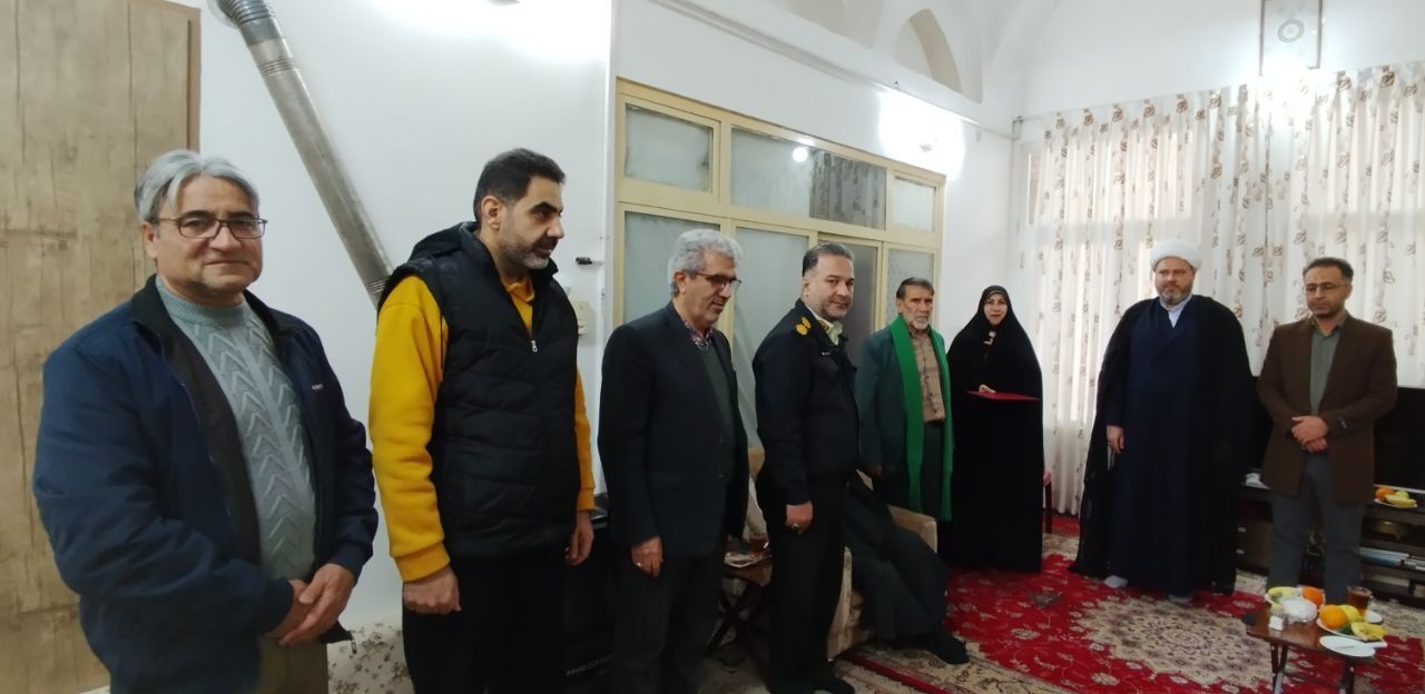 دیدار و ملاقات با ۳ نفر از اعضای وابسته شهرستان آران و بیدگل