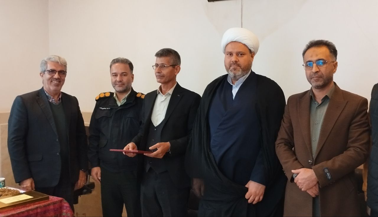 دیدار و ملاقات با ۳ نفر از اعضای وابسته شهرستان آران و بیدگل