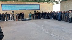 حضور رئیس دفتر نمایندگی کانون شهرستان نیشابوردر مراسم درگذشت مرحوم احمد تکبیری