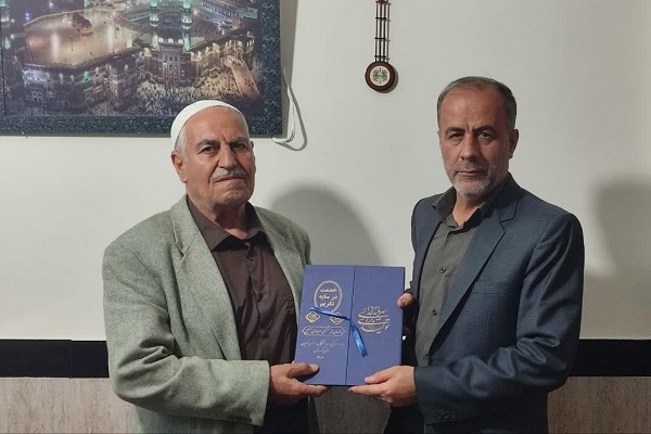 دیدار با 4 پیشکسوت بازنشسته شهرستان سنندج دیدار با 4 پیشکسوت بازنشسته شهرستان سنندج