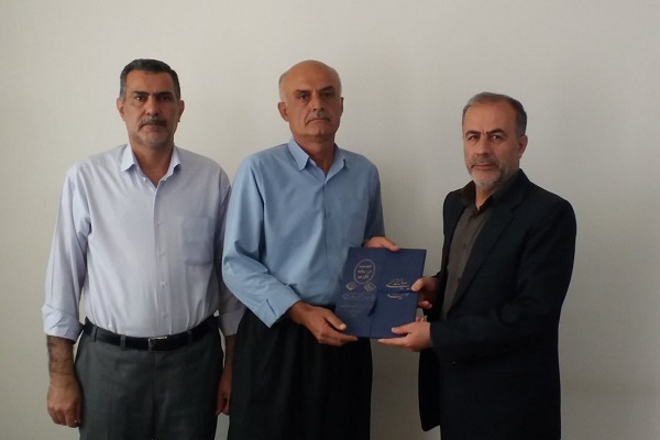 دیدار با پیشکسوت بازنشسته هاشم پوریان دیدار با پیشکسوت بازنشسته هاشم پوریان