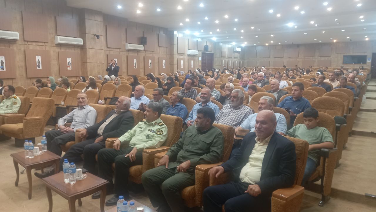 برگزاری ضیافت خانوادگی با ۲۰۰ پیشکسوت بازنشسته به همراه خانواده محترمشان برگزاری ضیافت خانوادگی با ۲۰۰ پیشکسوت بازنشسته به همراه خانواده محترمشان