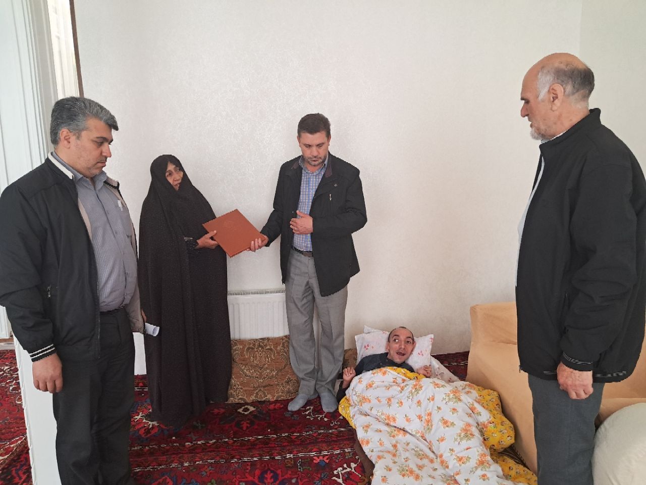 حضور نمایندگان تامین اجتماعی نیروهای مسلح استان آذربایجان شرقی جهت دیدار از ۱۵ نفر مستمری بگیر وبازنشسته به همراه نماینده دفتر کانون بازنشستگان انتظامی شهرستان اهر در منازل آنان حضور نمایندگان تامین اجتماعی نیروهای مسلح استان آذربایجان شرقی جهت دیدار از ۱۵ نفر مستمری بگیر وبازنشسته به همراه نماینده دفتر کانون بازنشستگان انتظامی شهرستان اهر در منازل آنان