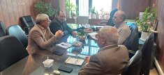 نشست رئیس کانون بازنشستگان استان خراسان رضوی با نمایندگان استان درمجمع