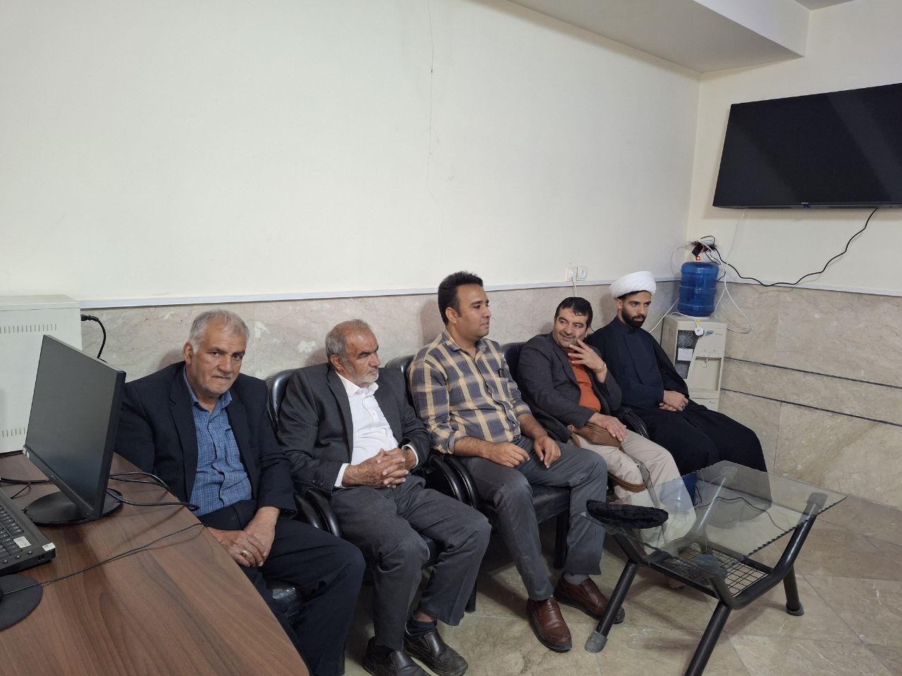 دیدار جمعی از بازنشستگان با رئیس کلانتری ۱۱ شهرستان نجف آباد دیدار جمعی از بازنشستگان با رئیس کلانتری ۱۱ شهرستان نجف آباد