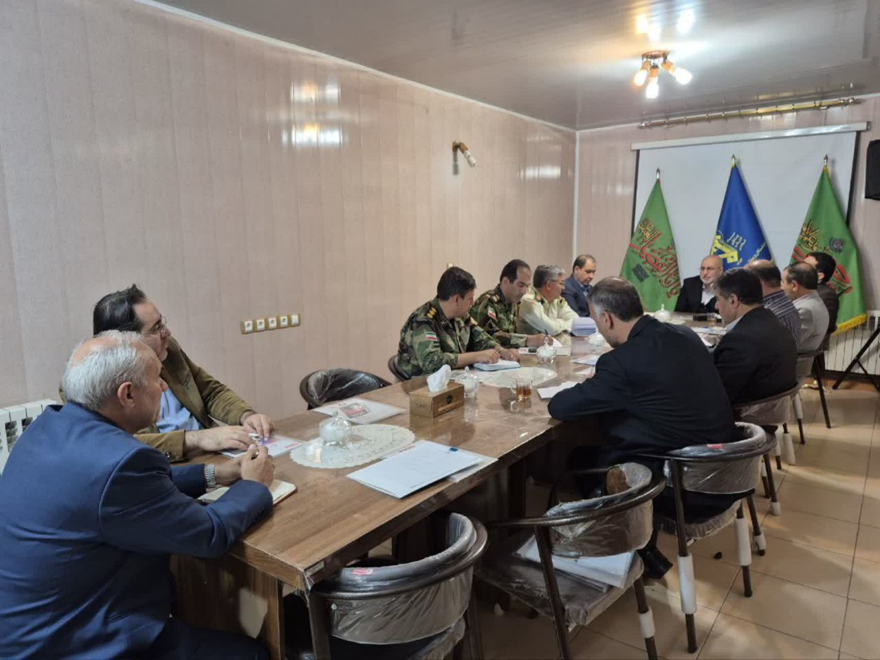شرکت رئیس دفتر نمایندگی کانون بازنشستگان انتظامی شهرستان مراغه در جلسه تعامل با مدیر عامل شرکت فروشگاه های RTC فروشنده لوازم خانگی