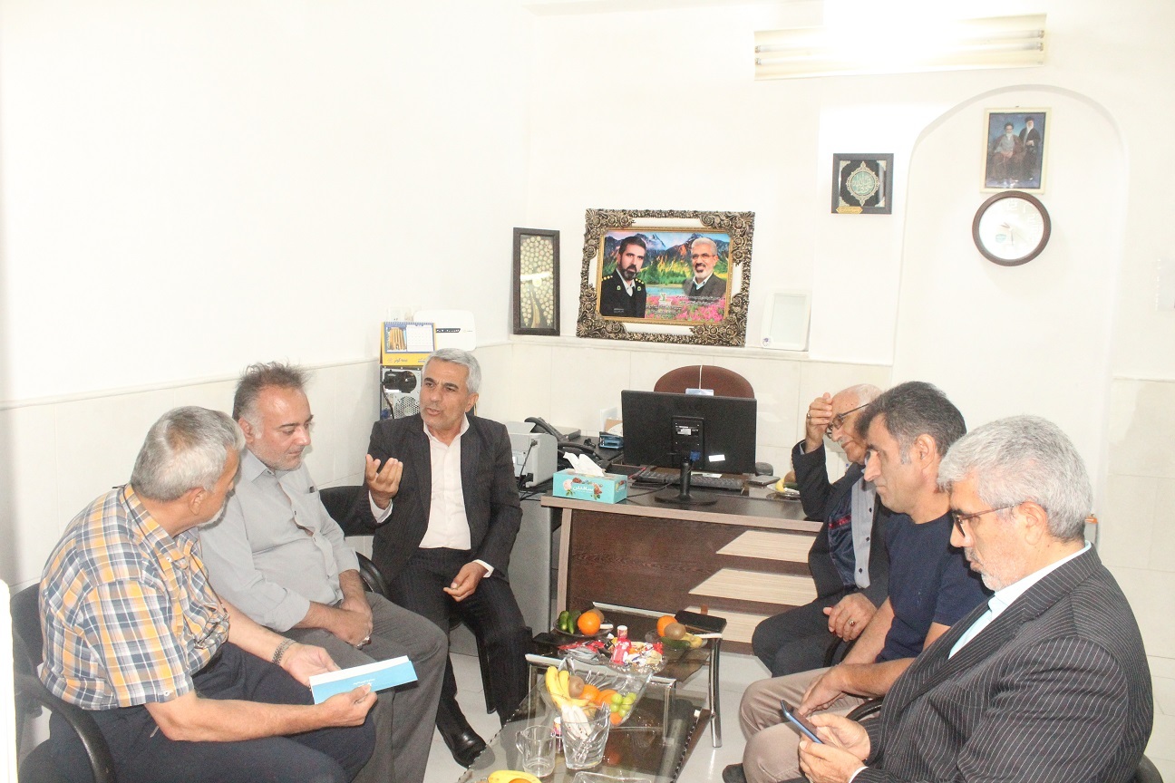 بازدید رئیس کانون استان از دفتر نمایندگی شهرستان کاشان