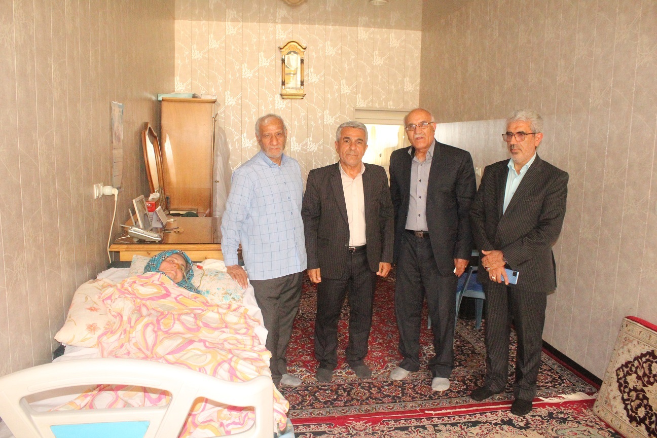 دیدار و عیادت از ۲ پیشکسوت شهرستان کاشان