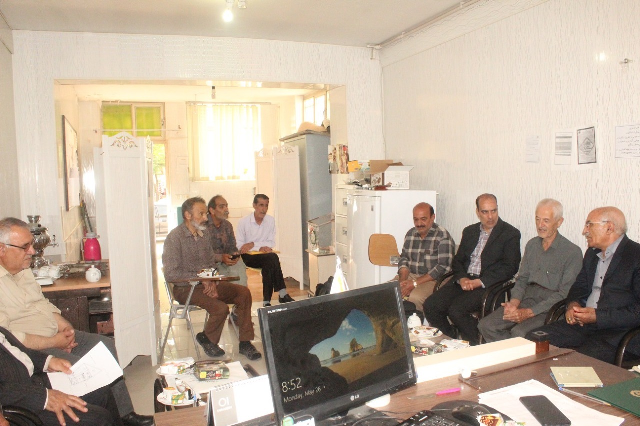 بازدید رئیس کانون استان از دفتر نمایندگی شهرستان شهرضا