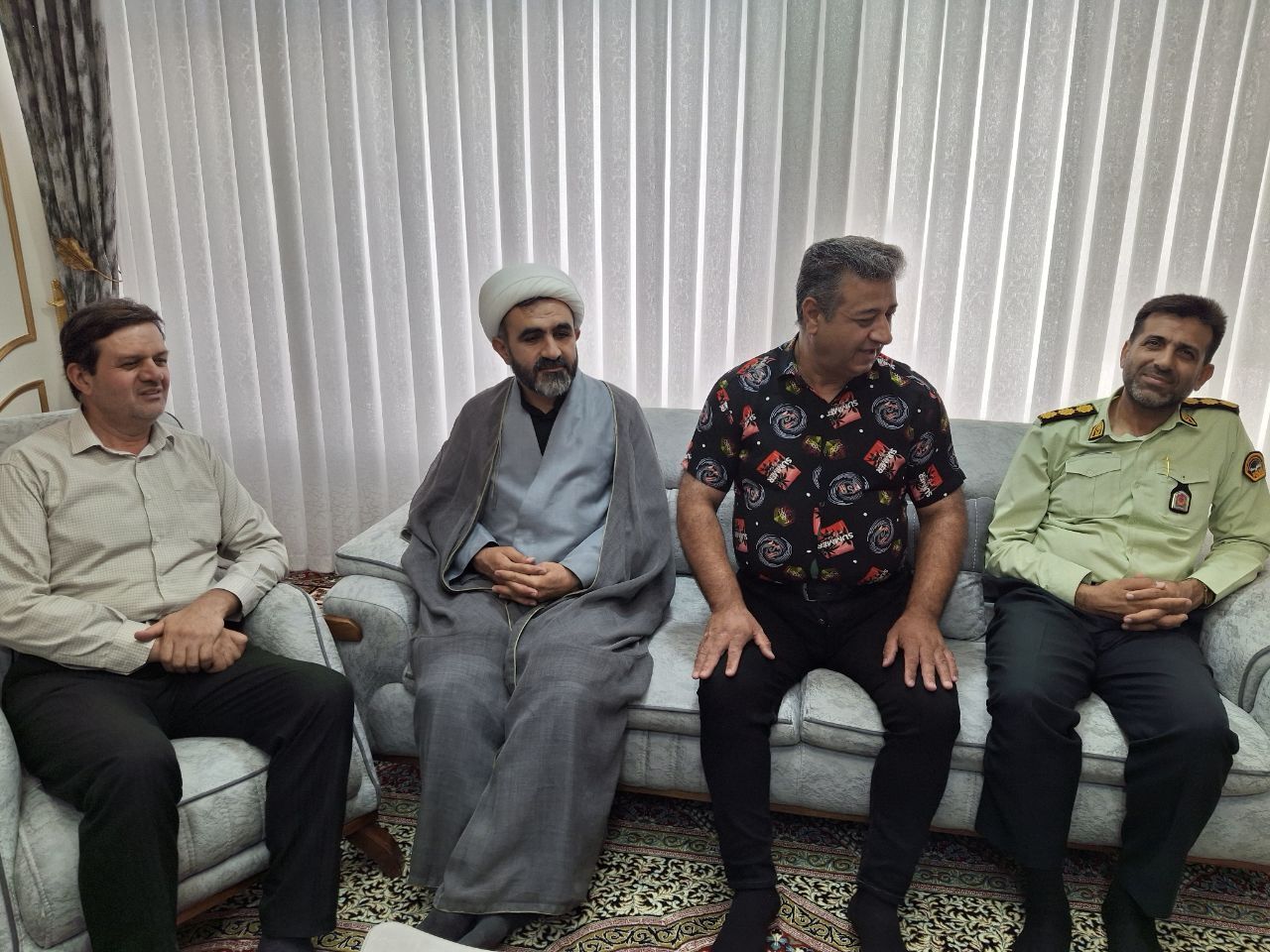 دیدار و ملاقات با ۵ نفر از اعضای وابسته شهرستان نجف آباد