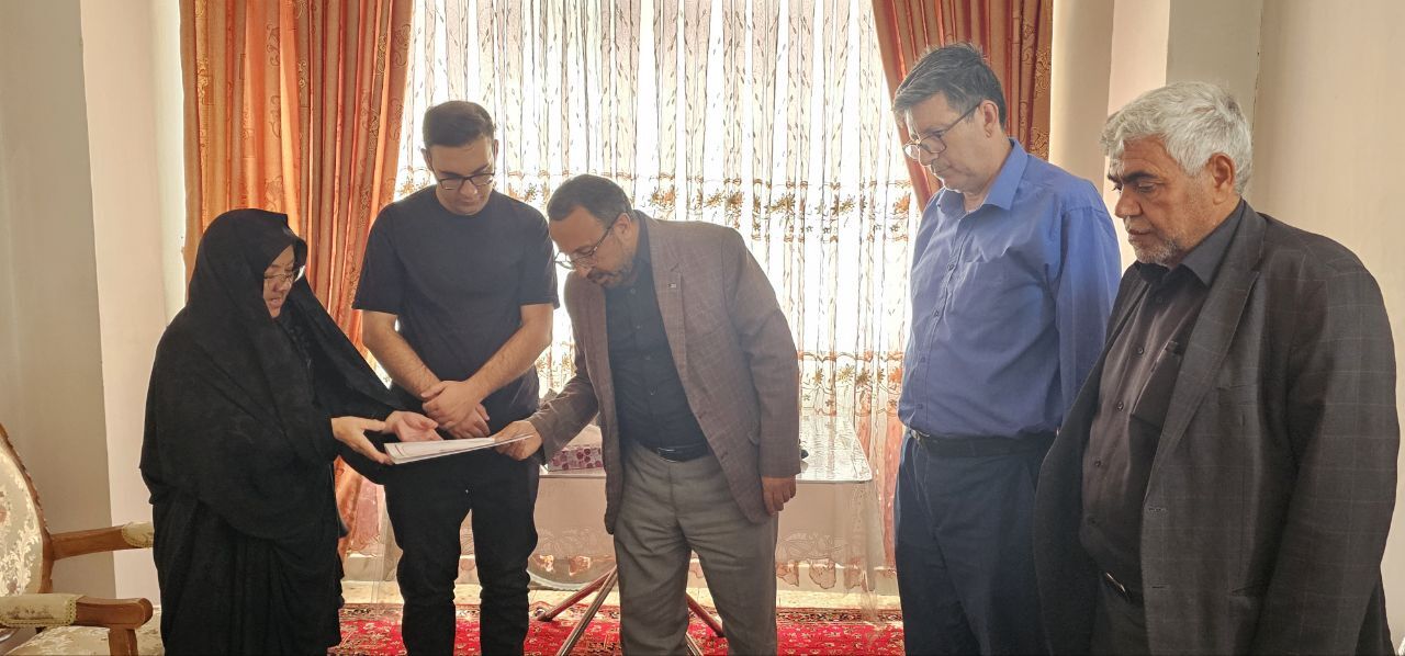 دیدار با بازنشستگان و خانواده بازنشستگان متوفی دیدار با بازنشستگان و خانواده بازنشستگان متوفی