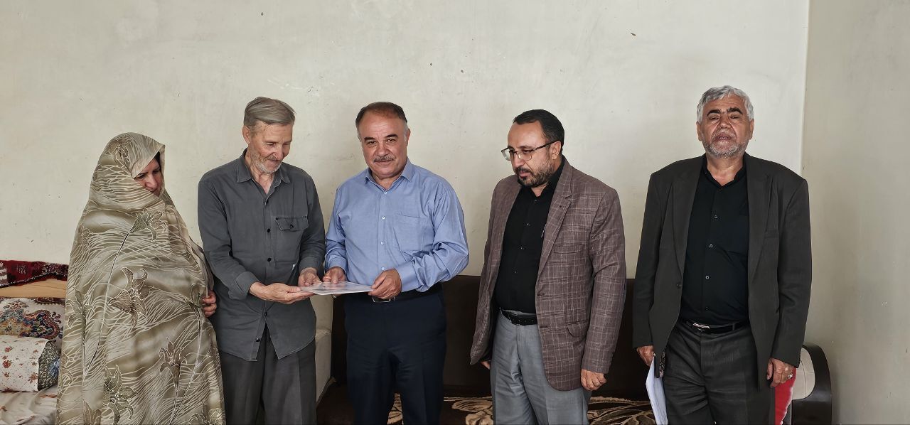 دیدار با بازنشستگان و خانواده بازنشستگان متوفی دیدار با بازنشستگان و خانواده بازنشستگان متوفی