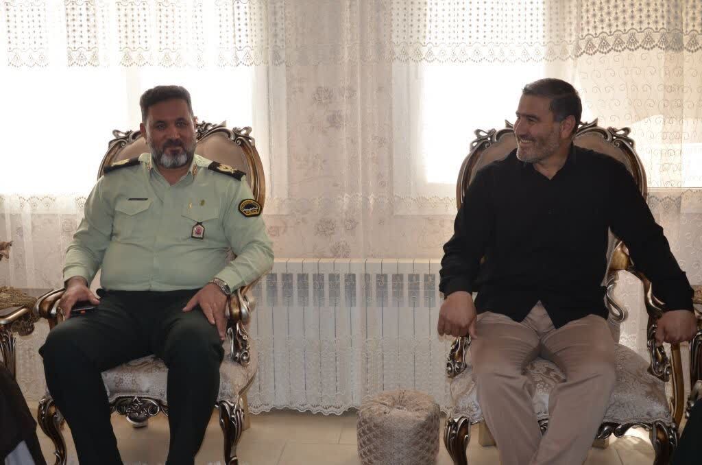 ديدار صميمي سردار