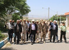 دیدارمسئول دفتر نمایندگی کانون شهرستان درگزدبا فرماندهان هنگ مرزی وانتظامی شهرستان