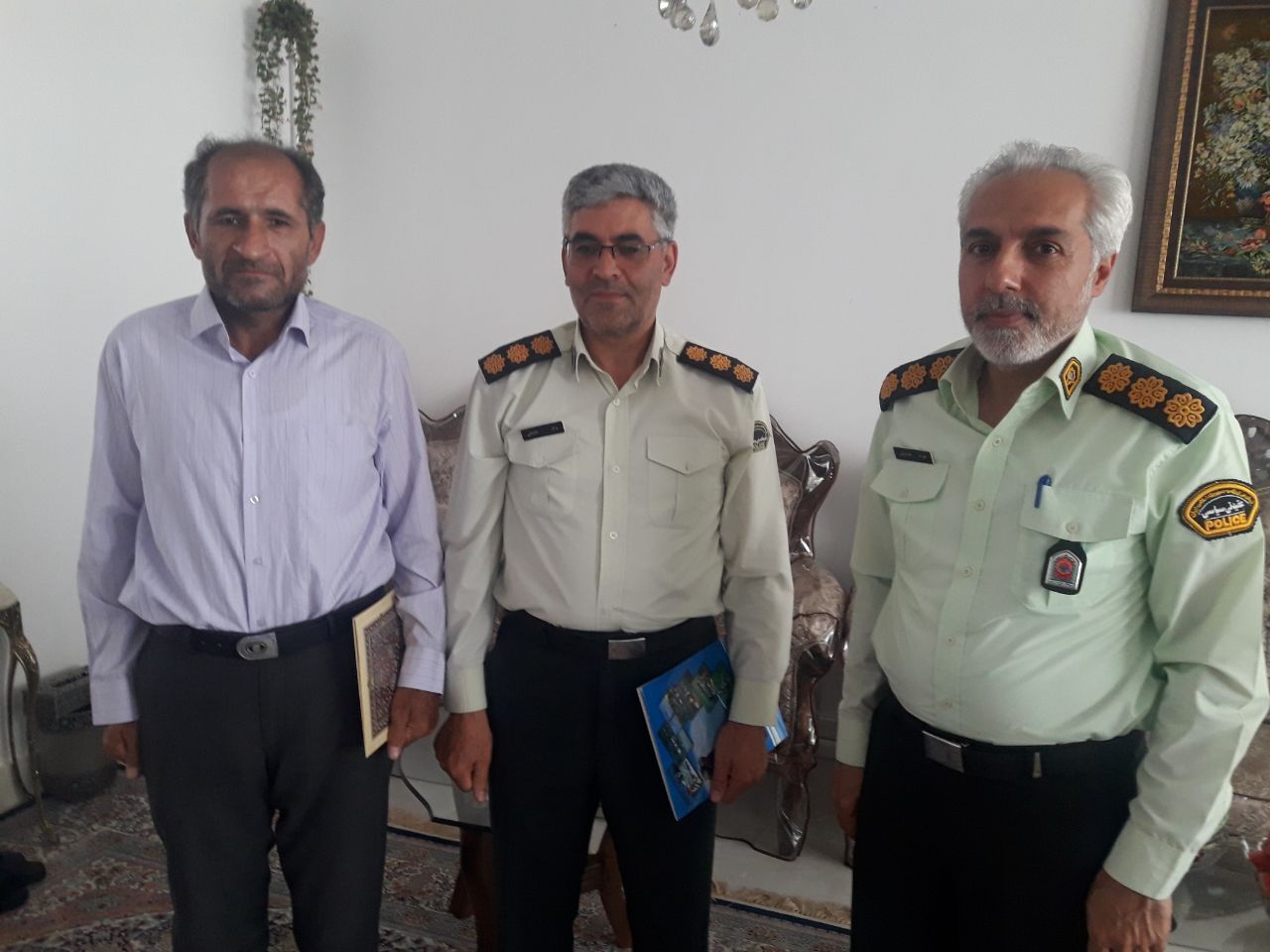 دیدار کانون بازنشستگان انتظامی شهرستان مراغه با تعداد ۹ نفر از اعضاء وابسته درمنزل