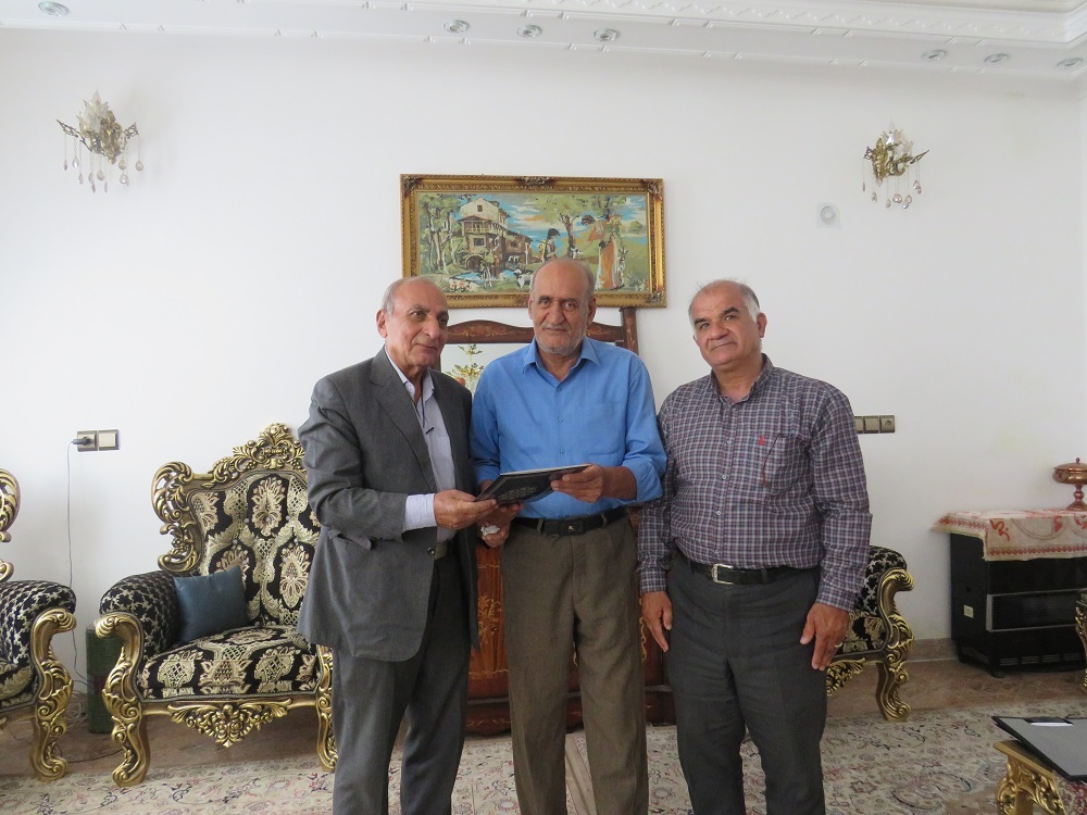 دیدار صمیمی با 7 نفر از بازنشستگان  شهرستان یزد