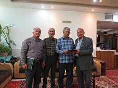 دیدار صمیمی با ۷ نفر از بازنشستگان شهرستان یزد