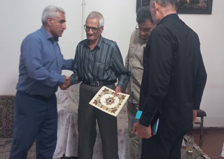 دیدار با پیشکسوت بازنشسته علی اشرف فرخی