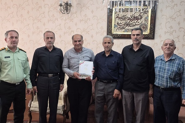 دیدار با 5 پیشکسوت بازنشسته شهرستان بیجار دیدار با 5 پیشکسوت بازنشسته شهرستان بیجار