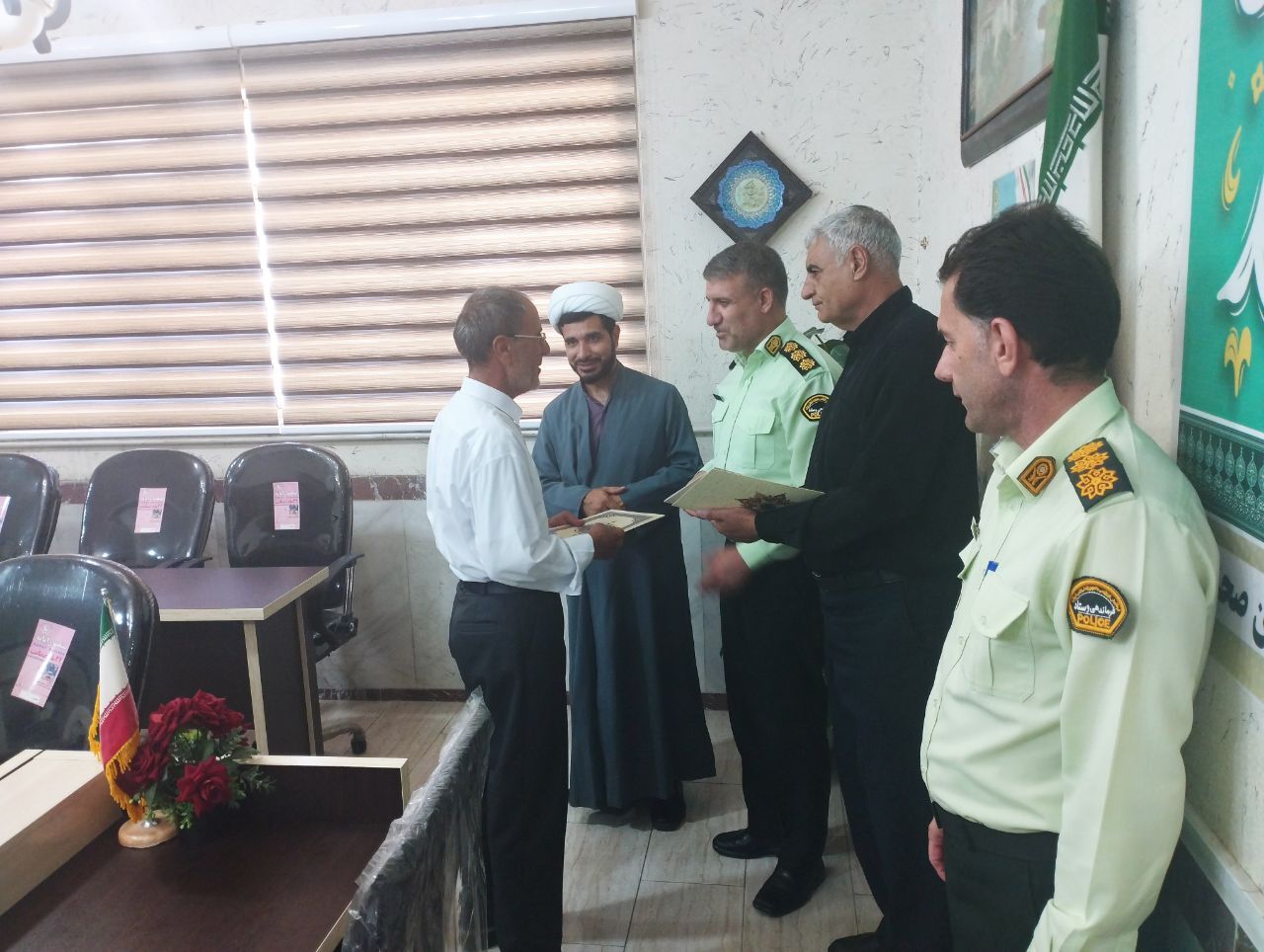 دیدار با ۶پیشکسوت بازنشسته شهرستان صحنه استان کرمانشاه