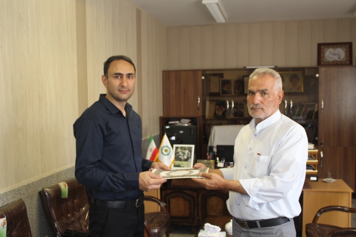دیدار رئیس کانون بازنشستگان انتظامی استان آذربایجانشرقی طی هفته گذشته  با تعداد ۳۰ نفر از اعضای وابسته