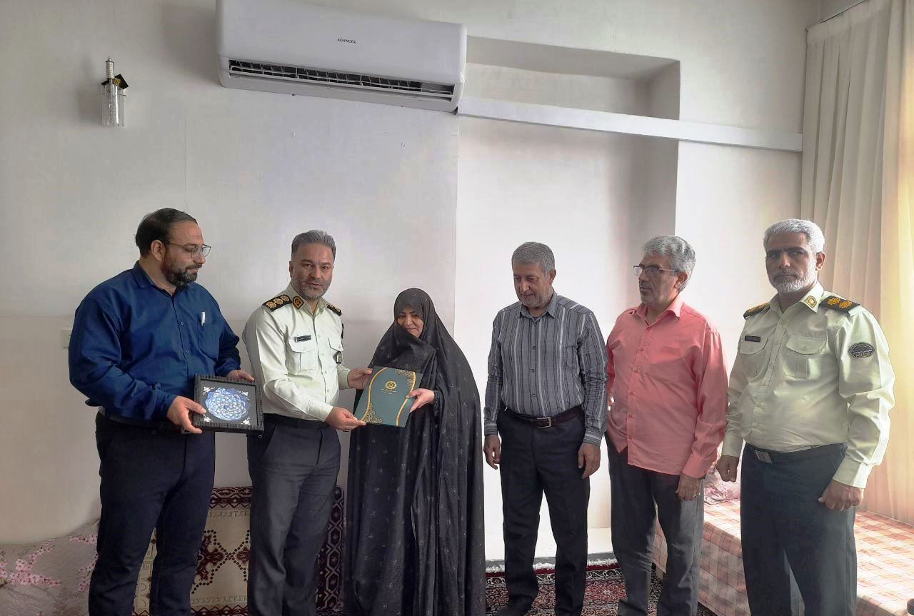دیدار و ملاقات با ۴ نفر از اعضای وابسته شهرستان آران و بیدگل