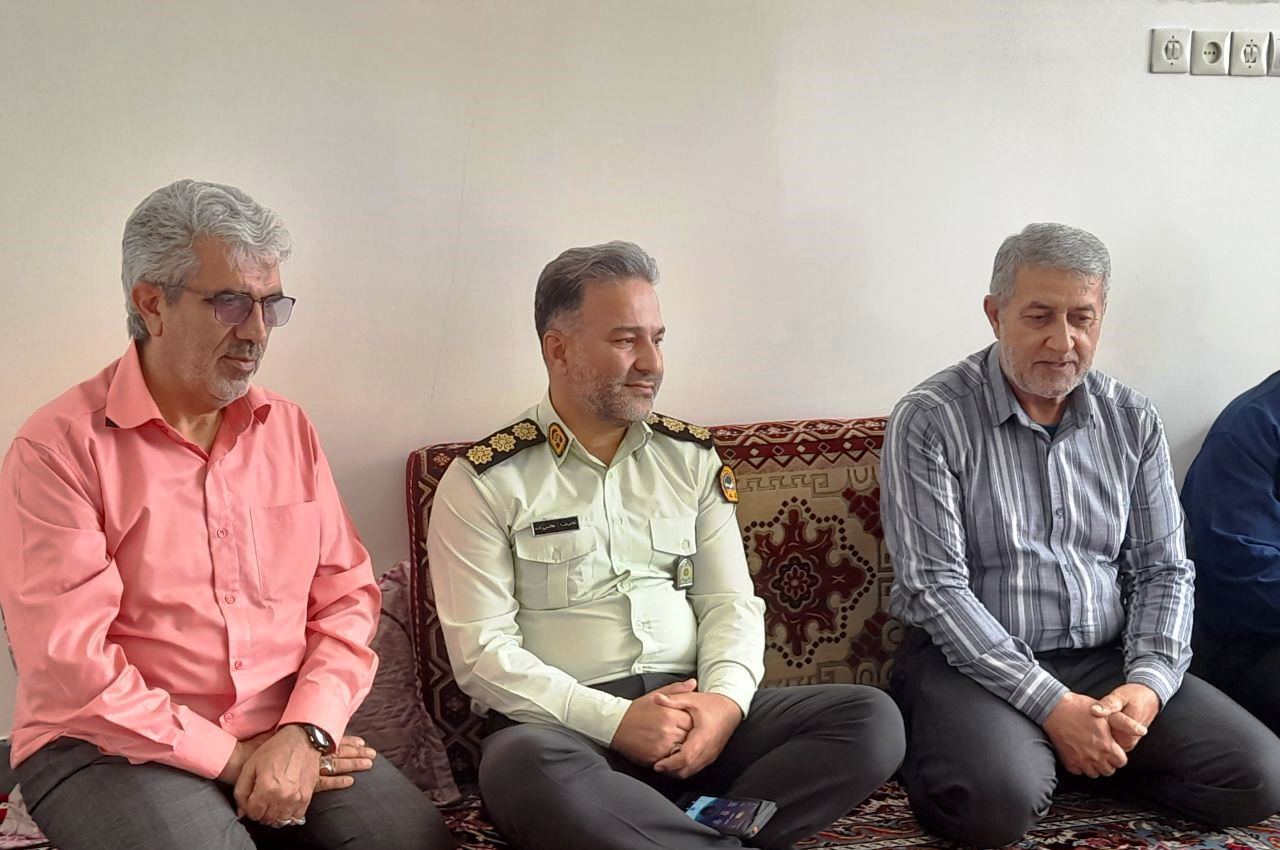 دیدار و ملاقات با ۴ نفر از اعضای وابسته شهرستان آران و بیدگل