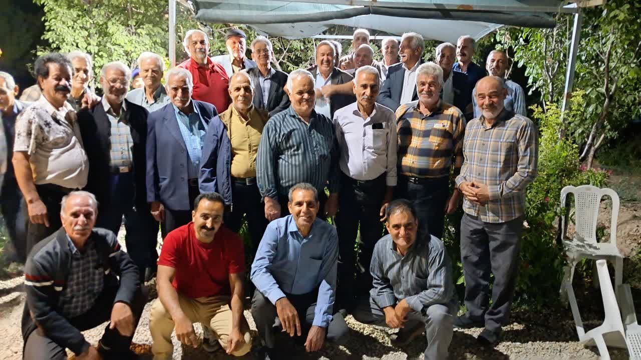 برگزاری دورهمی صمیمانه جمعی از پیشکسوتان شهرستان های گلپایگان و خوانسار