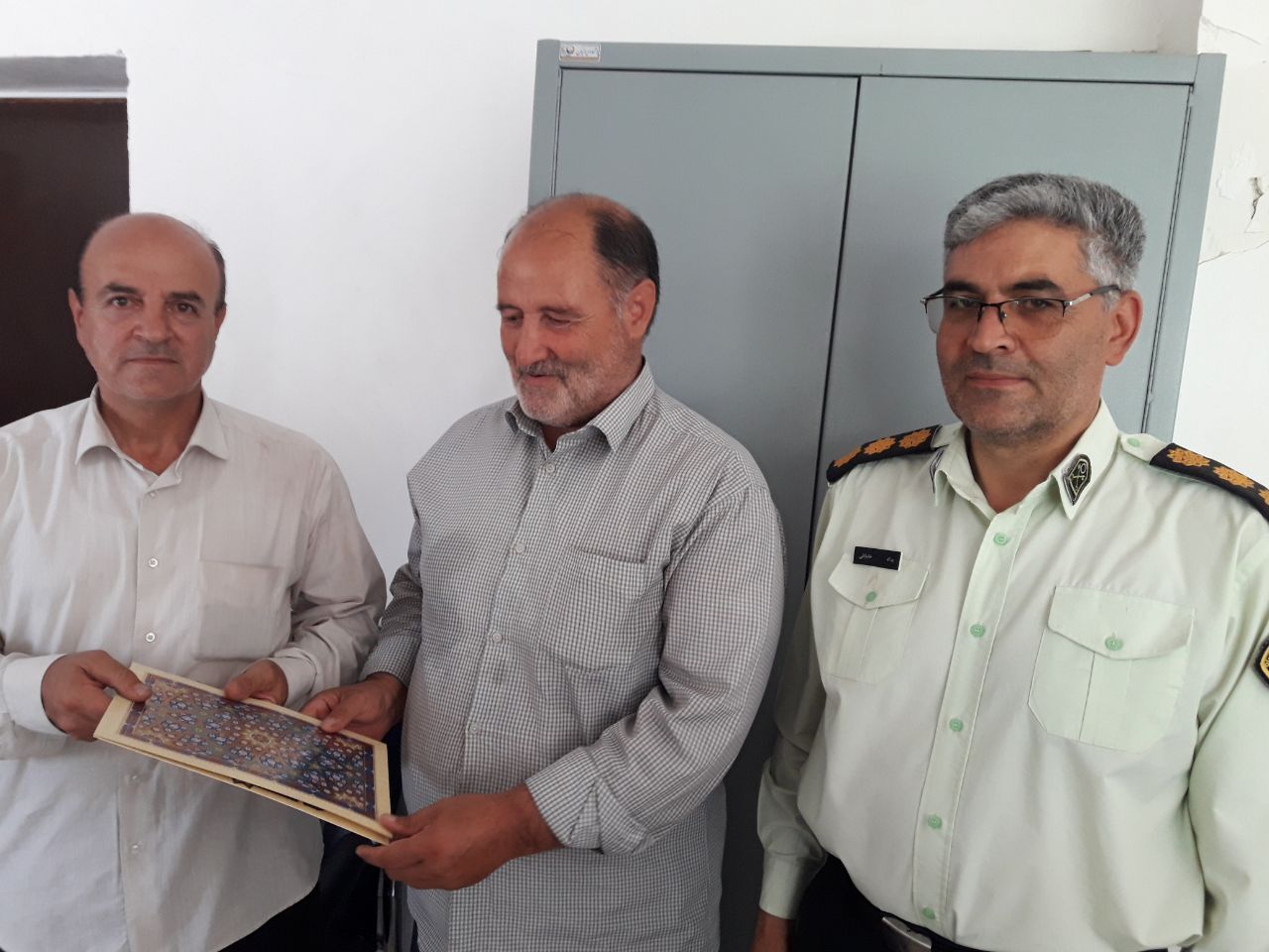دیدار رئیس کانون بازنشستگان انتظامی شهرستان مراغه به همراه معاون نیروی انسانی فرماندهی انتظامی شهرستان با ۶ نفر بازنشسته