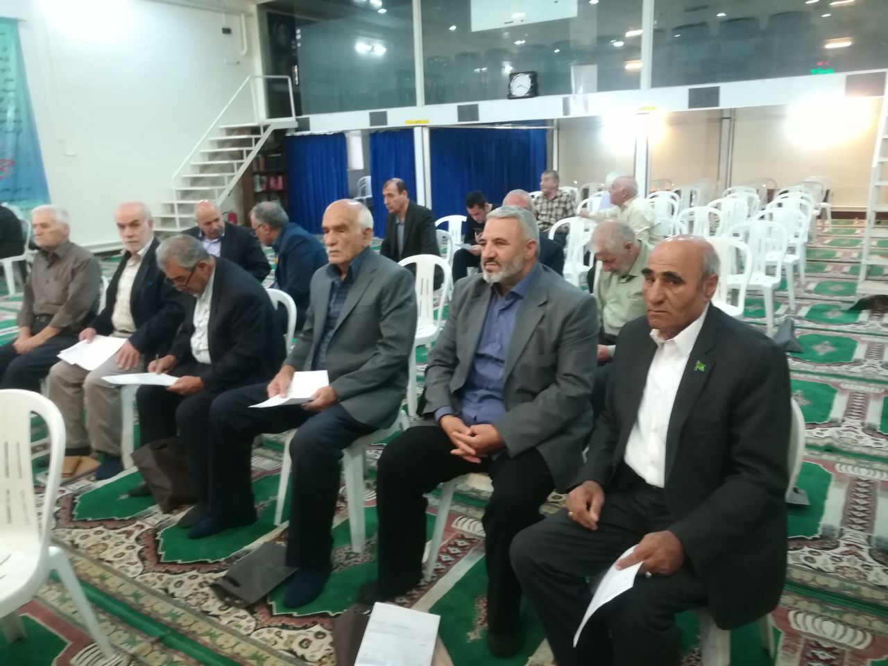 دیدار سردار بهزادی نیا رئیس محترم سازمان بازنشستگی سازمان تامین اجتماعی نیروهای مسلح با تعداد 36 نفر از بازنشستگان انتظامی شهرستان سراب