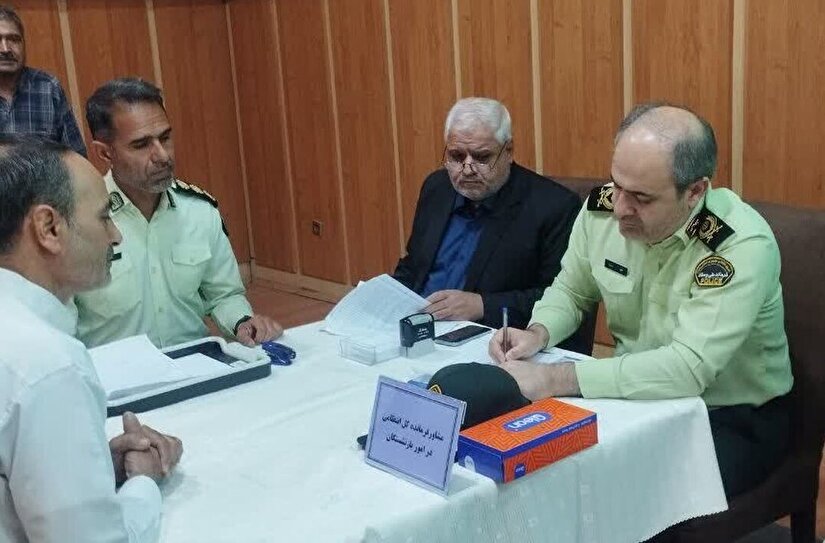 برگزاری میز خدمت معاونان فراجا در مشهد