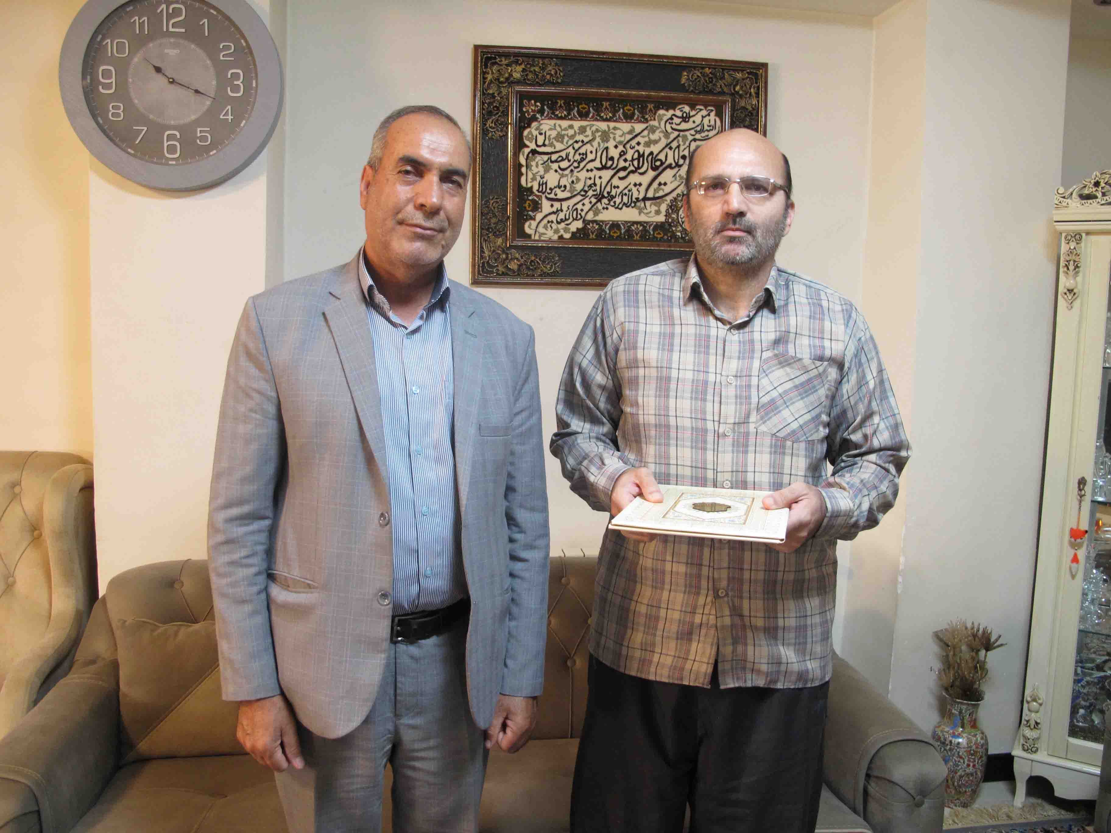 دیدار رئیس کانون بازنشستگان استان مرکزی با 5 نفر از پیشکسوتان