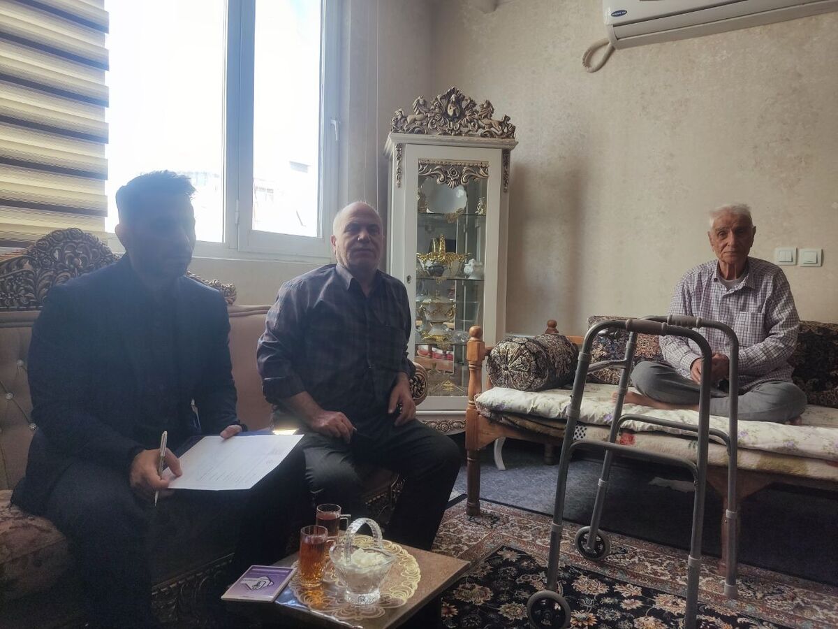 دیدار با ۲ نفر پیشکسوت بازنشسته شهرستان بروجرد