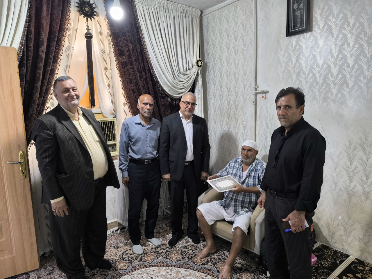عیادت از پیشکسوتان بیمار بستری در منزل شهرستان اهواز