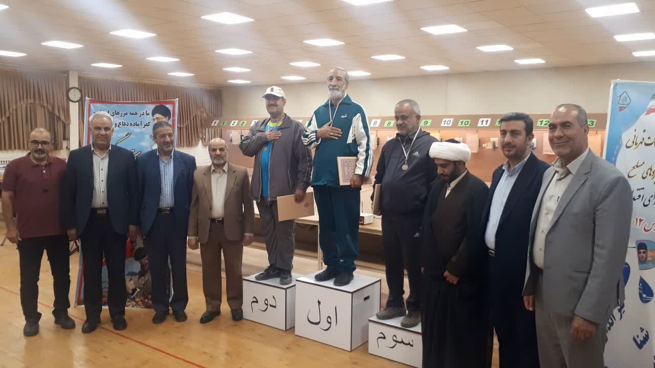 برگزاری مسابقات ورزشی (تیراندازی با تپانچه و تفنگ بادی) بمناسبت هفته دفاع مقدس