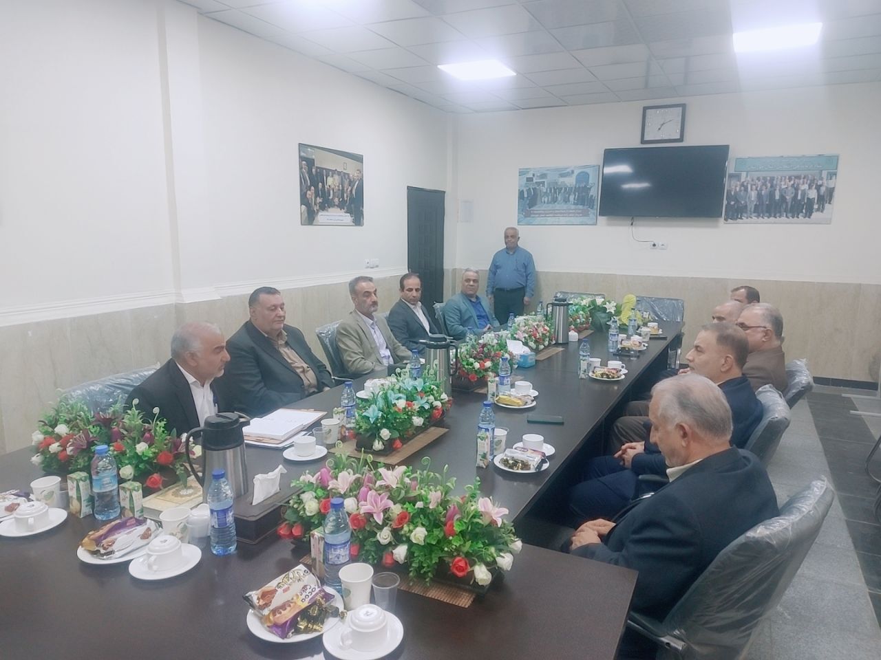 برگزاری اتاق فکر با حضور جمعی از پیشکسوتان در کانون بازنشستگان انتظامی استان خوزستان