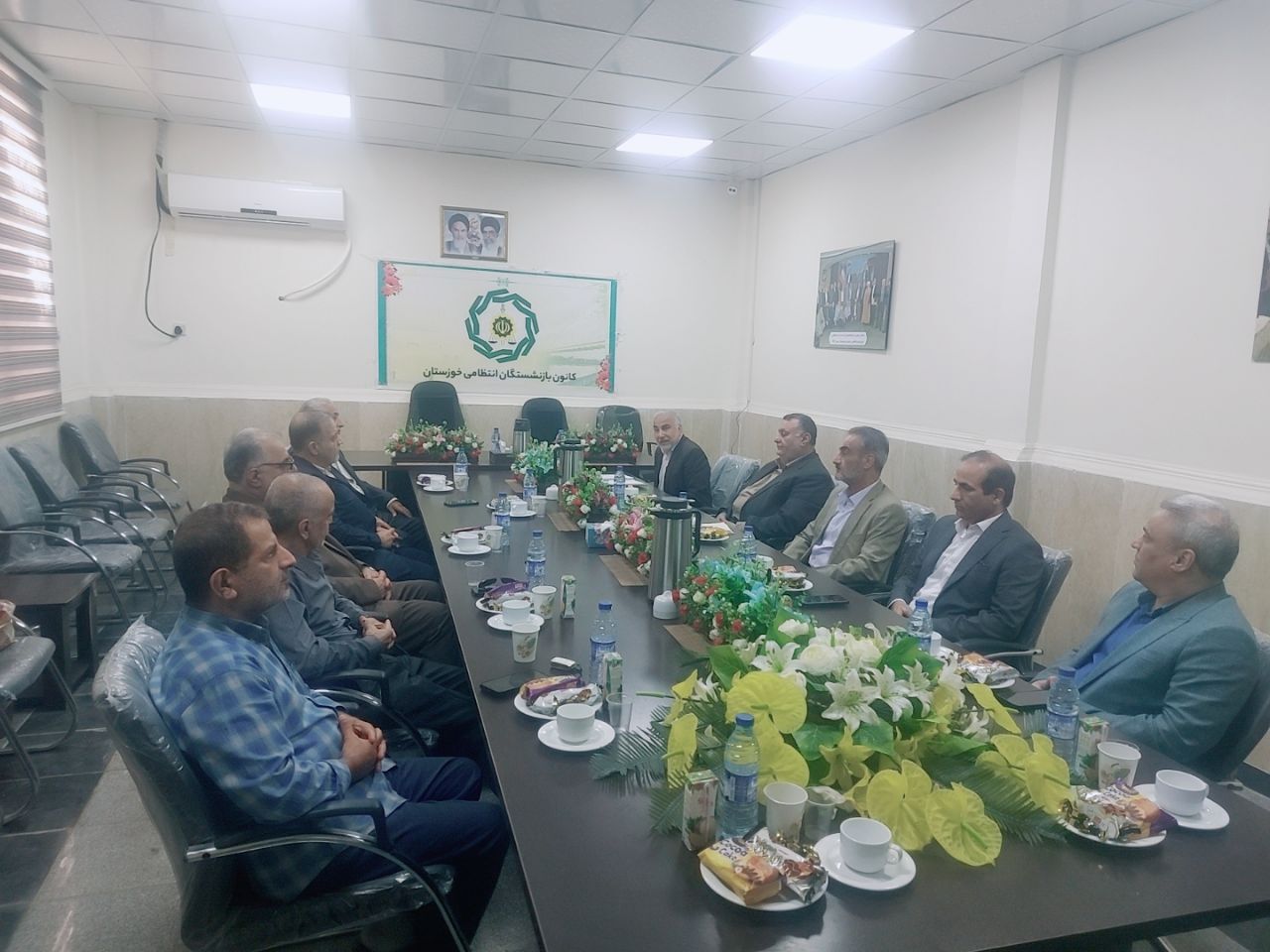 برگزاری اتاق فکر با حضور جمعی از پیشکسوتان در کانون بازنشستگان انتظامی استان خوزستان برگزاری اتاق فکر با حضور جمعی از پیشکسوتان در کانون بازنشستگان انتظامی استان خوزستان