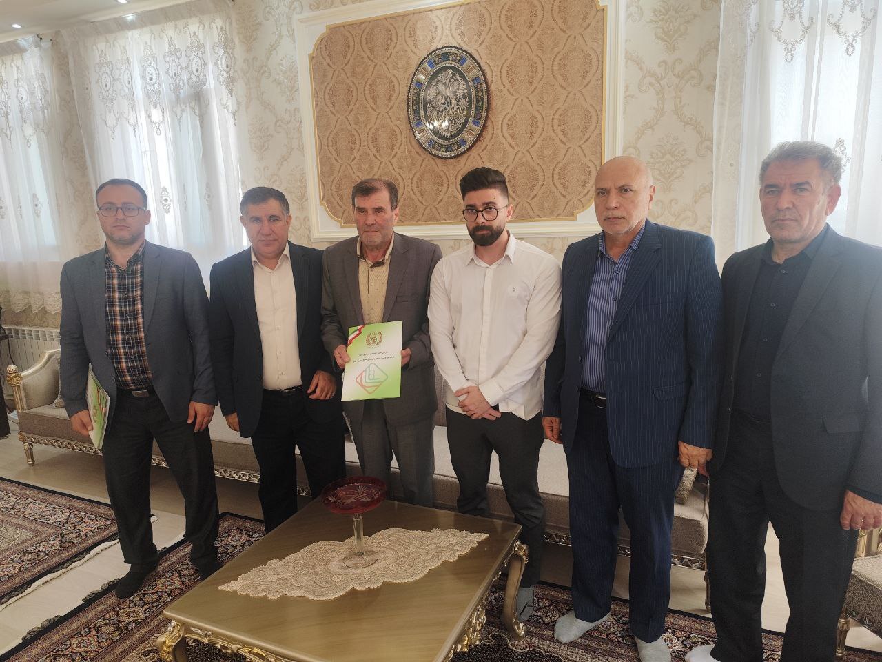 دیدار با 10 تن از بازنشستگان استان اردبیل بمناسبت هفته نیروی انتظامی