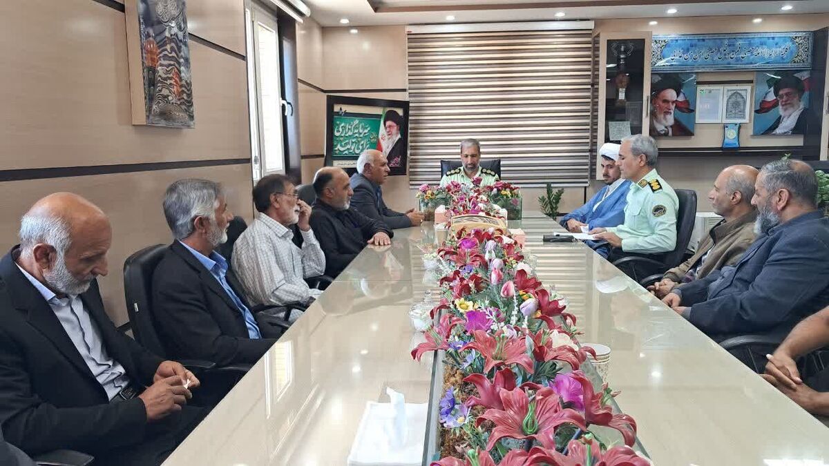 دیدار تعدادی از پیشکسوتان با فرمانده انتظامی شهرستان نهبندان