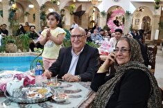 برگزاری ضیافت خانوادگی در شهرستان کاشان با حضور ۴۰ بازنشسته به همراه خانواده به مناسبت هفته فراجا
