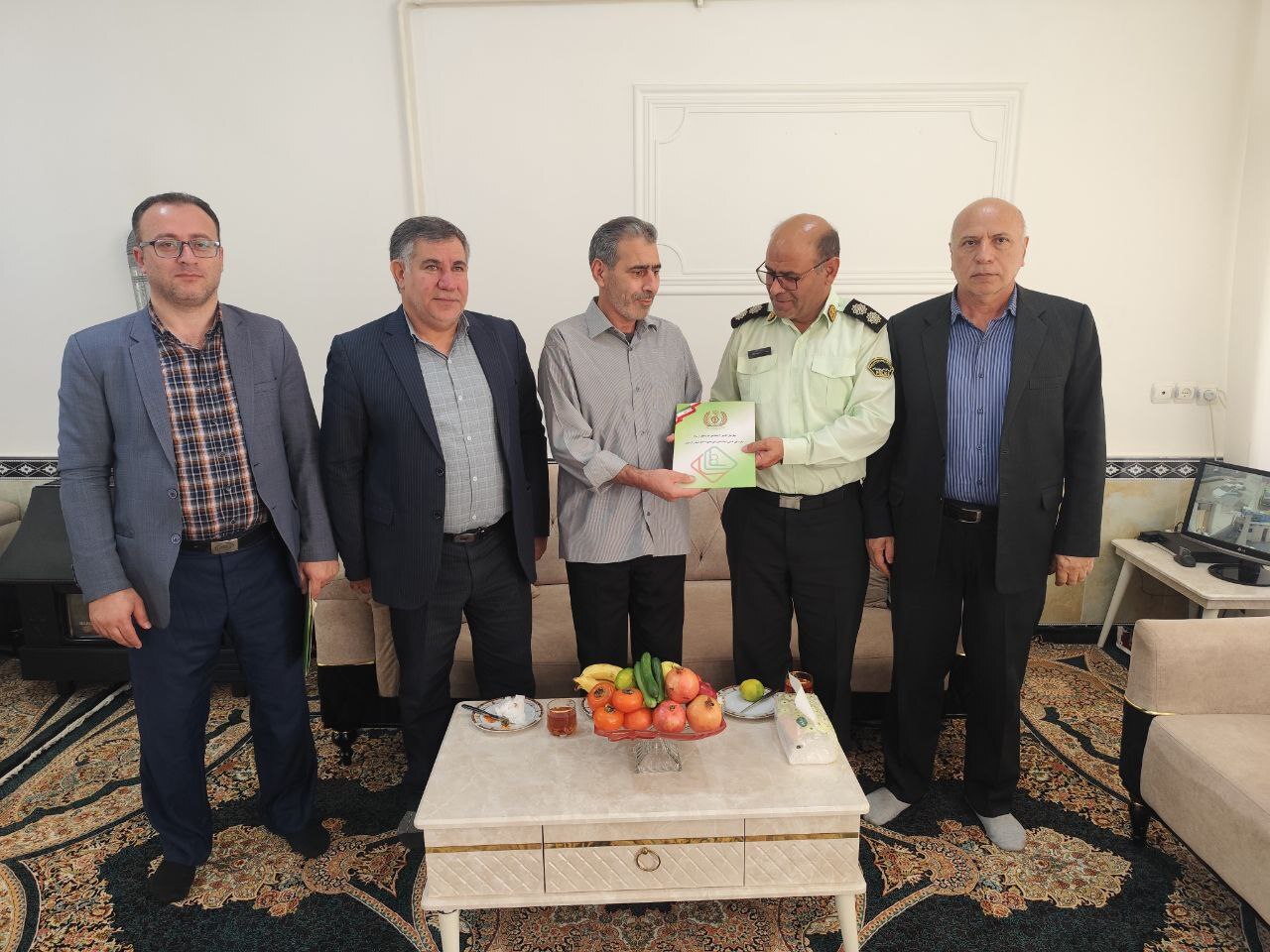 دیدار با 4 نفر بازنشسته ساکن شهرستان مرزی گرمی