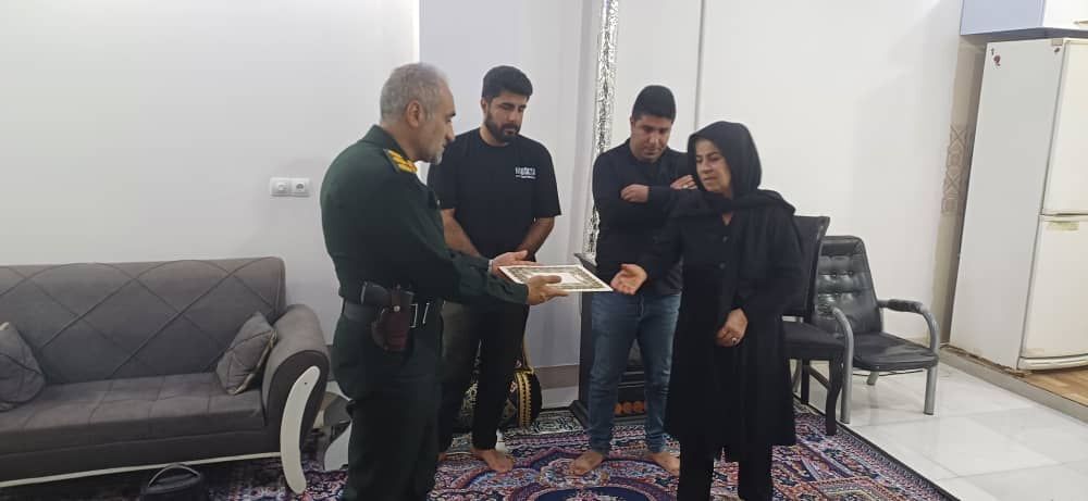 دیدار و دلجویی از خانواده های متوفیان کانون بازنشستگان شهرستان ایذه