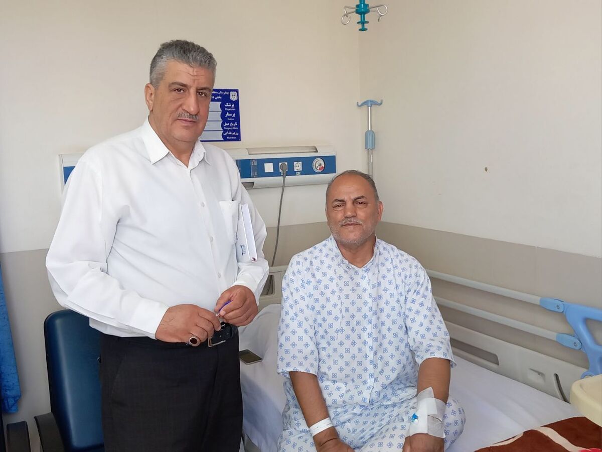 عیادت از ۳ نفراز بازنشستگان در بیمارستان حضرت ابوالفضل (ع) فراجا کرمانشاه.