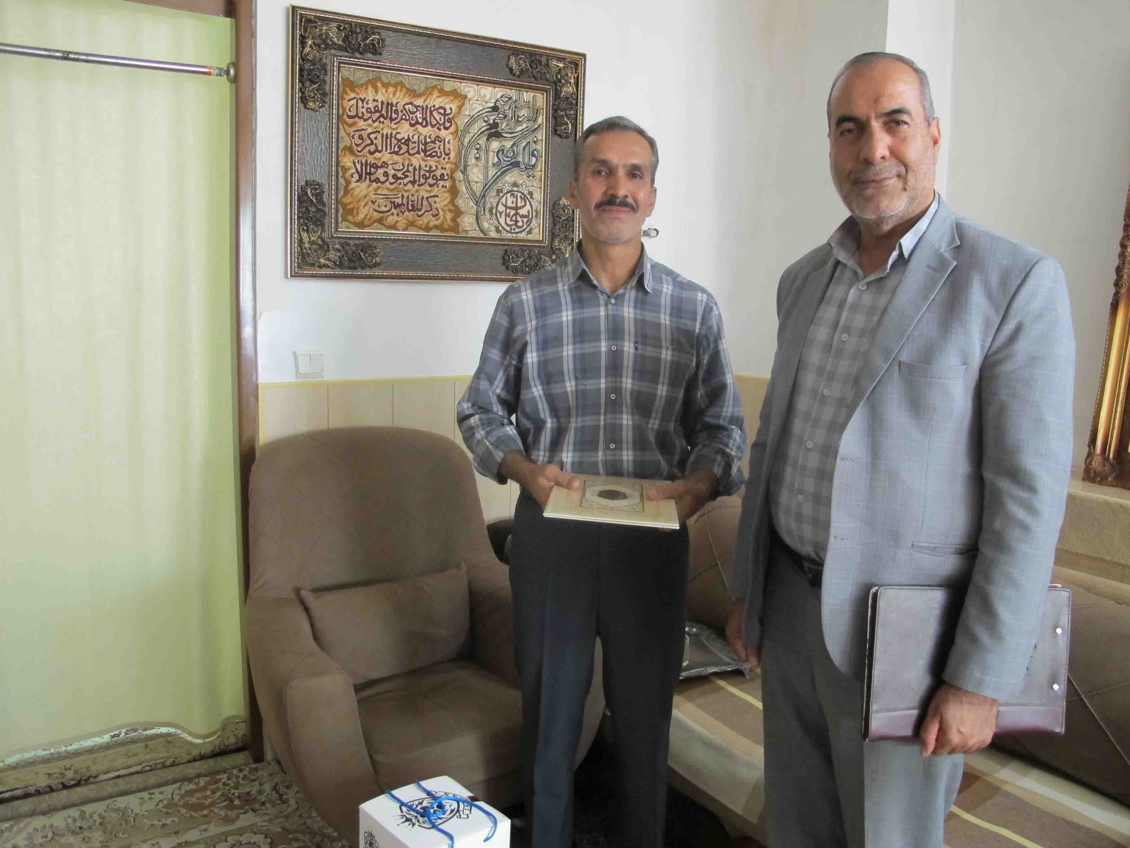 دیدار رئیس کانون بازنشستگان استان مرکزی با ۵ نفر از پیشکسوتان شهرستان اراک