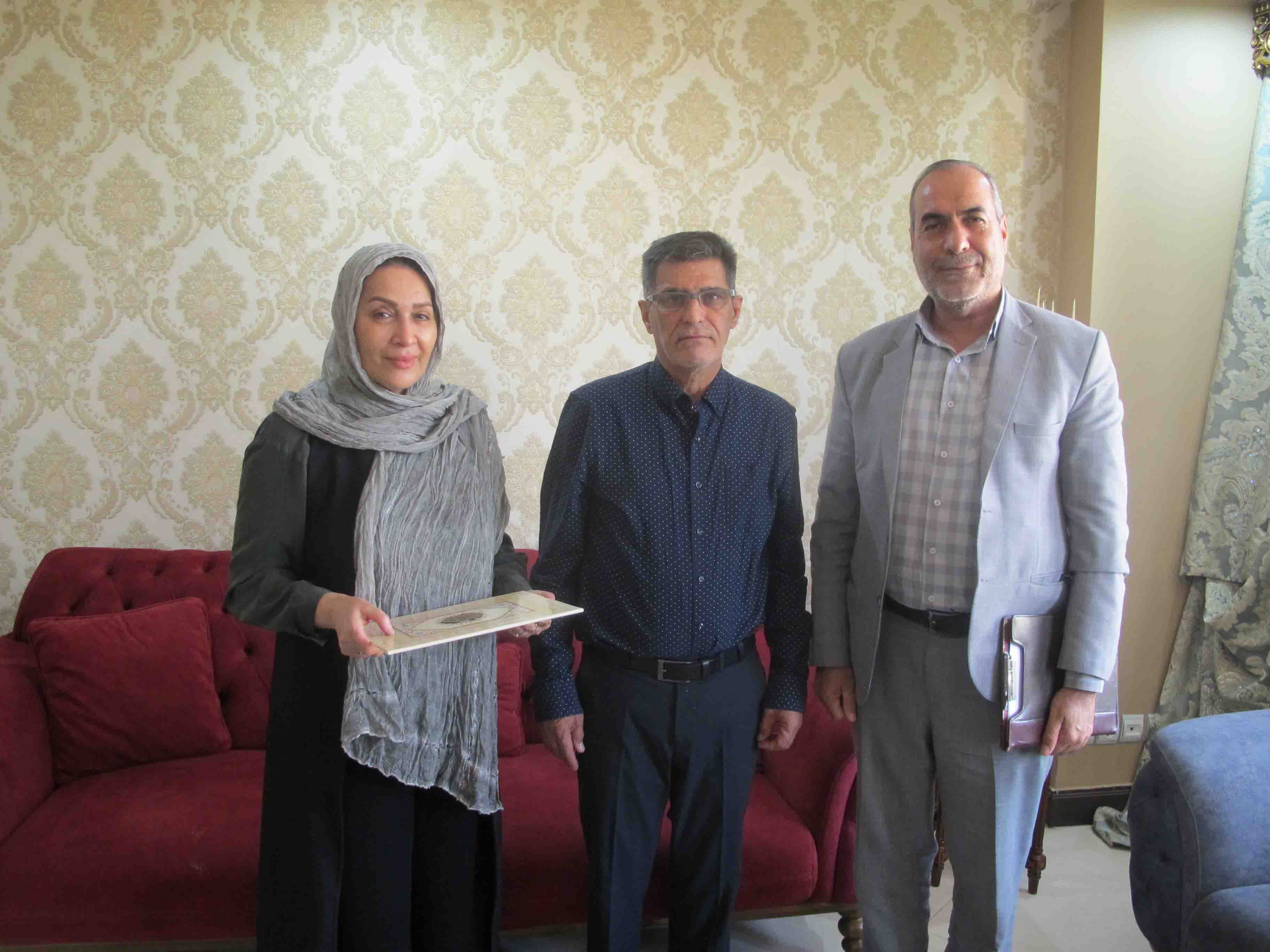 دیدار رئیس کانون بازنشستگان استان مرکزی با ۵ نفر از پیشکسوتان شهرستان اراک دیدار رئیس کانون بازنشستگان استان مرکزی با ۵ نفر از پیشکسوتان شهرستان اراک