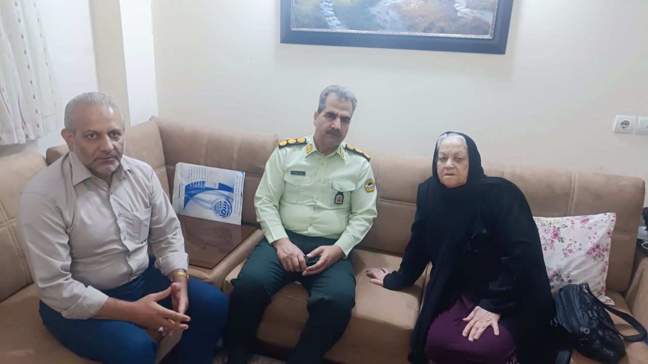 دیدار جانشین فرمانده انتظامی شهرستان لنجان (زرین شهر) با ۵ نفر از اعضاء وابسته